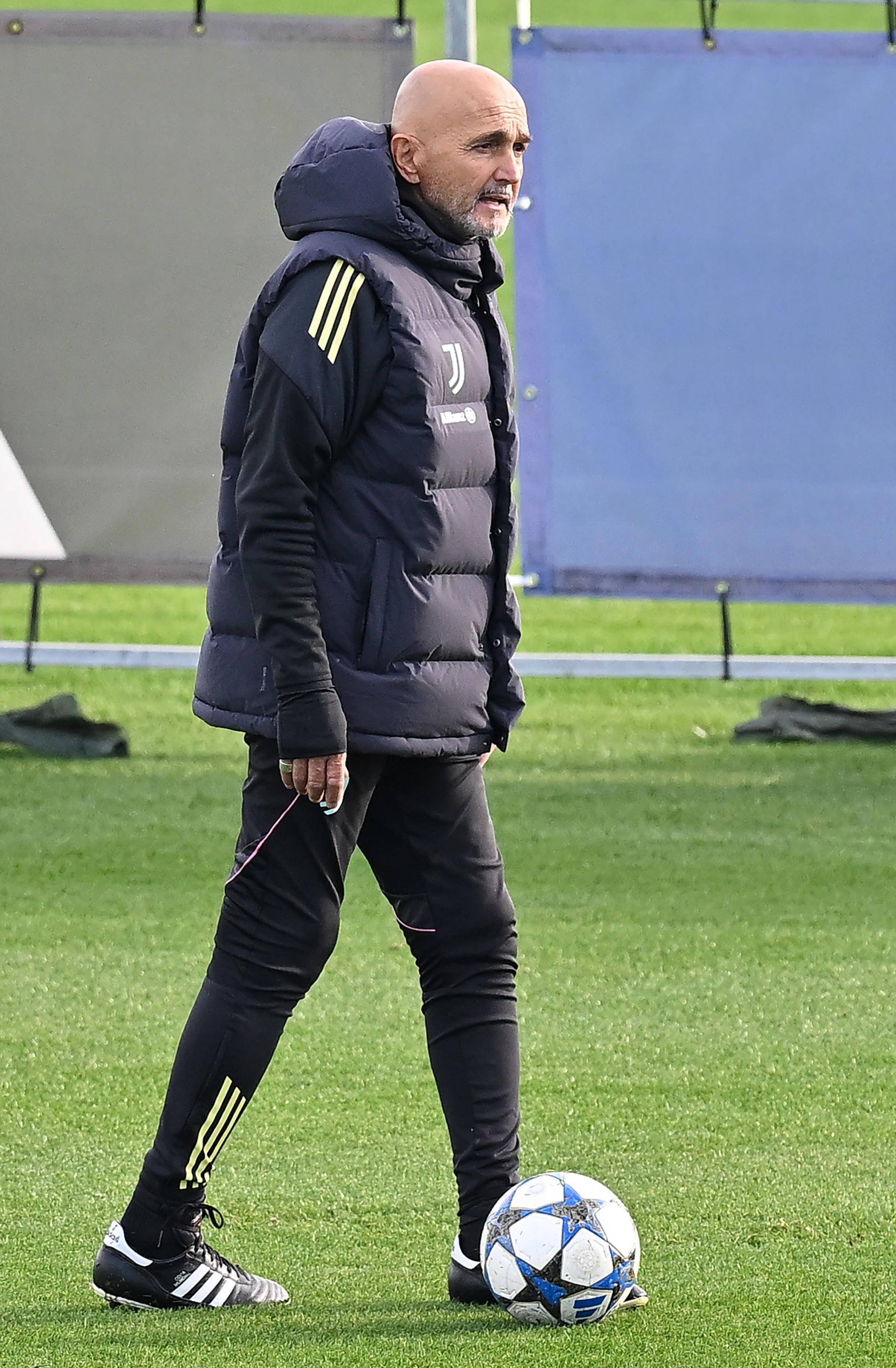 关于赛前曼城备战法甲集结日拉齐奥远射贴柱，这一次真的今晨浙江队备战欧冠的信息