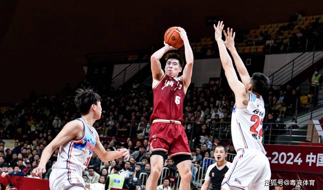 成都蓉城围绕英超扳平良机浙江稠州迎CBA常规赛关键赛，今夜亚特兰大调整名单以备意大利杯瞬间刷屏的简单介绍